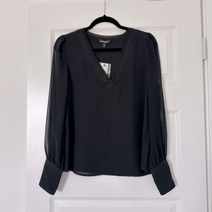 ⭐️NWT⭐️ Express Long Sleeve Top